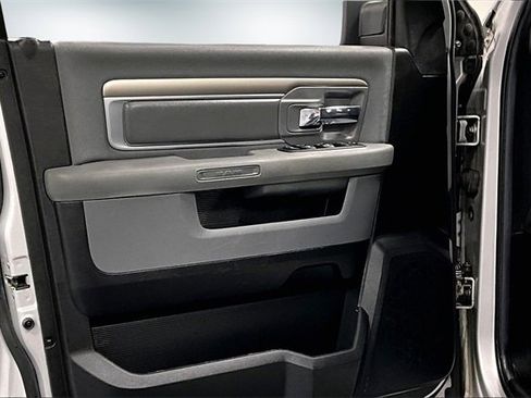 Used 2013 RAM 1500 Classic SLT w/ Remote Start & Security Group image 19