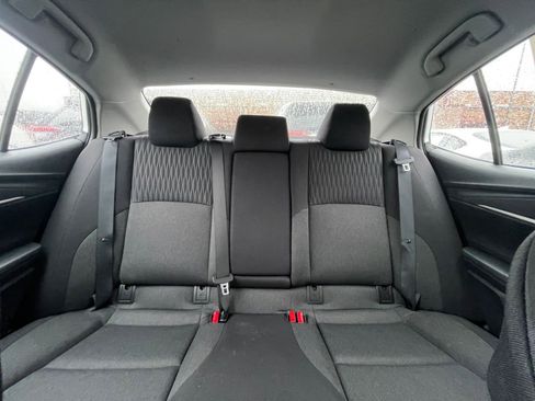 Used 2025 Toyota Camry LE image 38