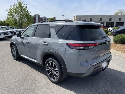 New 2026 Nissan Pathfinder Platinum AWD/4WD image 5