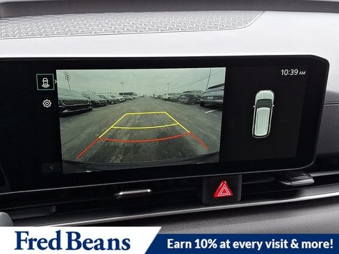 New 2026 Kia Carnival EX FWD image 17