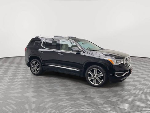 Used 2017 GMC Acadia Denali w/ Technology Package AWD/4WD image 45