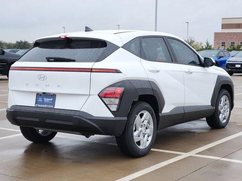 New 2026 Hyundai Kona SE FWD image 4