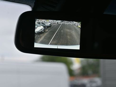 Used 2025 Mercedes-Benz Sprinter 2500 image 25