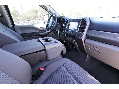 Used 2022 Ford F250 XLT w/ XLT Premium Package image 27