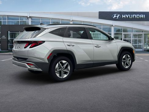 New 2026 Hyundai Tucson SEL Plus AWD/4WD image 8