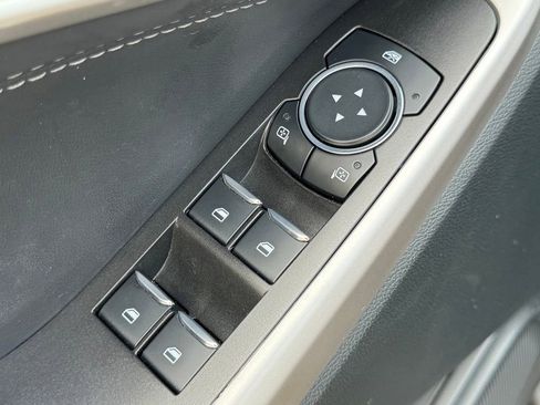 Used 2023 Ford Explorer XLT w/ Equipment Group 202A image 22