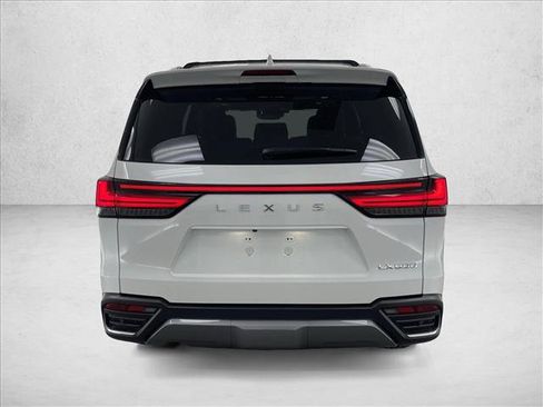 Used 2025 Lexus LX 600 4WD w/ Accessory Package (Z1) image 8