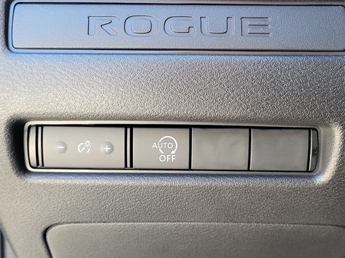 Certified 2024 Nissan Rogue S FWD image 31