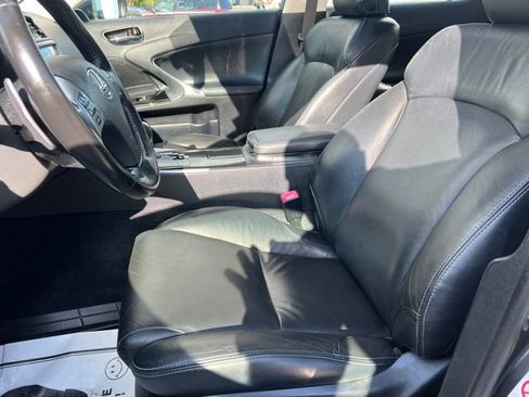 Used 2011 Lexus IS 250 AWD image 20