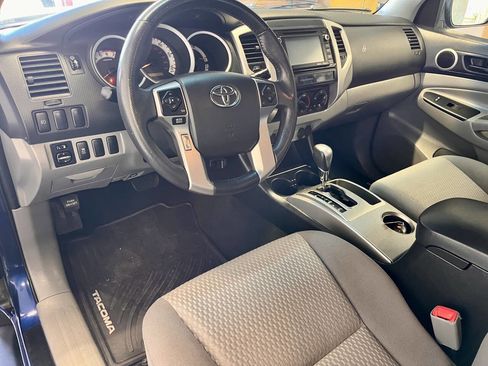 Used 2015 Toyota Tacoma PreRunner w/ SR5 Package image 13