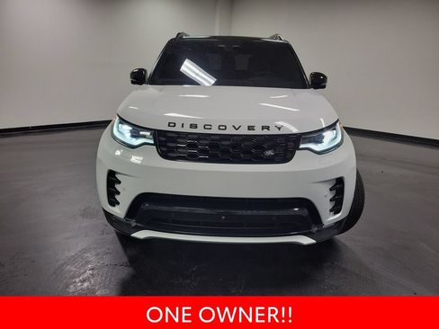 Used 2025 Land Rover Discovery Dynamic SE AWD/4WD image 3
