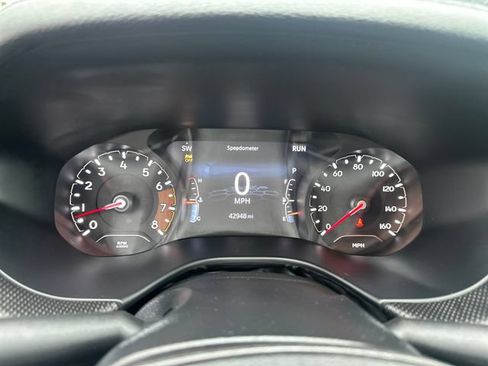 Used 2024 Jeep Compass Trailhawk AWD/4WD image 32