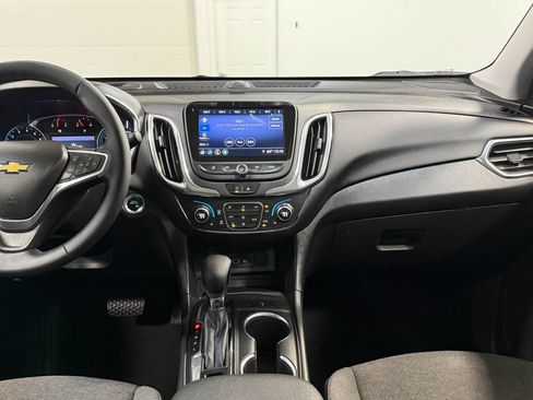 Used 2023 Chevrolet Equinox LT AWD/4WD image 21
