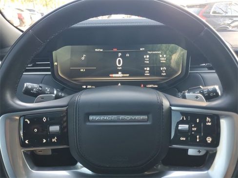 Used 2023 Land Rover Range Rover SE image 22
