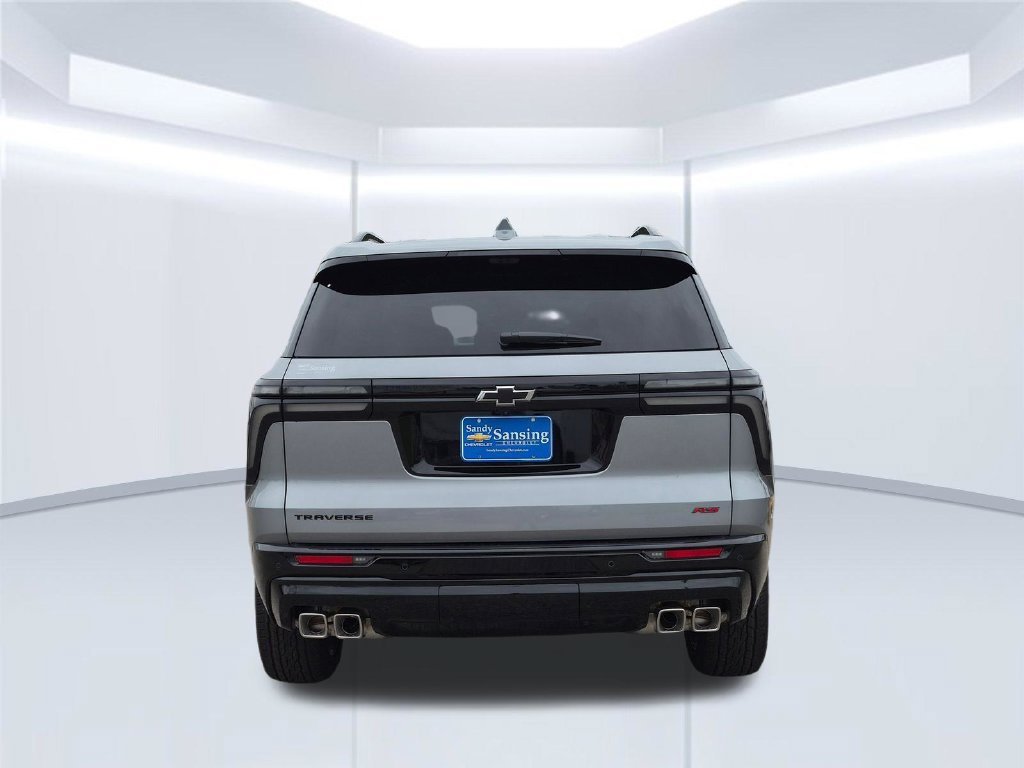 New 2026 Chevrolet Traverse RS w/ LPO, Floor Liner Package FWD image 5