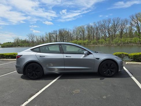 Used 2025 Tesla Model 3 Long Range image 5