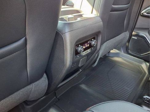 New 2026 Chevrolet Traverse RS w/ LPO, Floor Liner Package AWD/4WD image 13