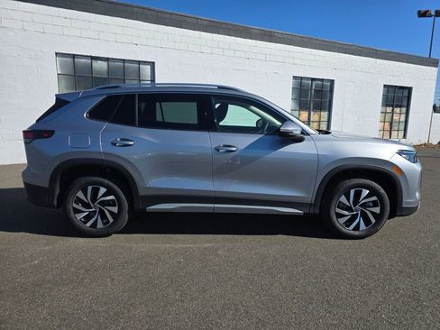 New 2025 Volkswagen Tiguan S image 3