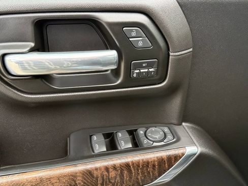Used 2019 GMC Sierra 1500 Denali w/ Denali Ultimate Package AWD/4WD image 14
