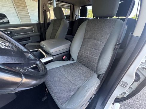 Used 2019 RAM 1500 Big Horn RWD image 11