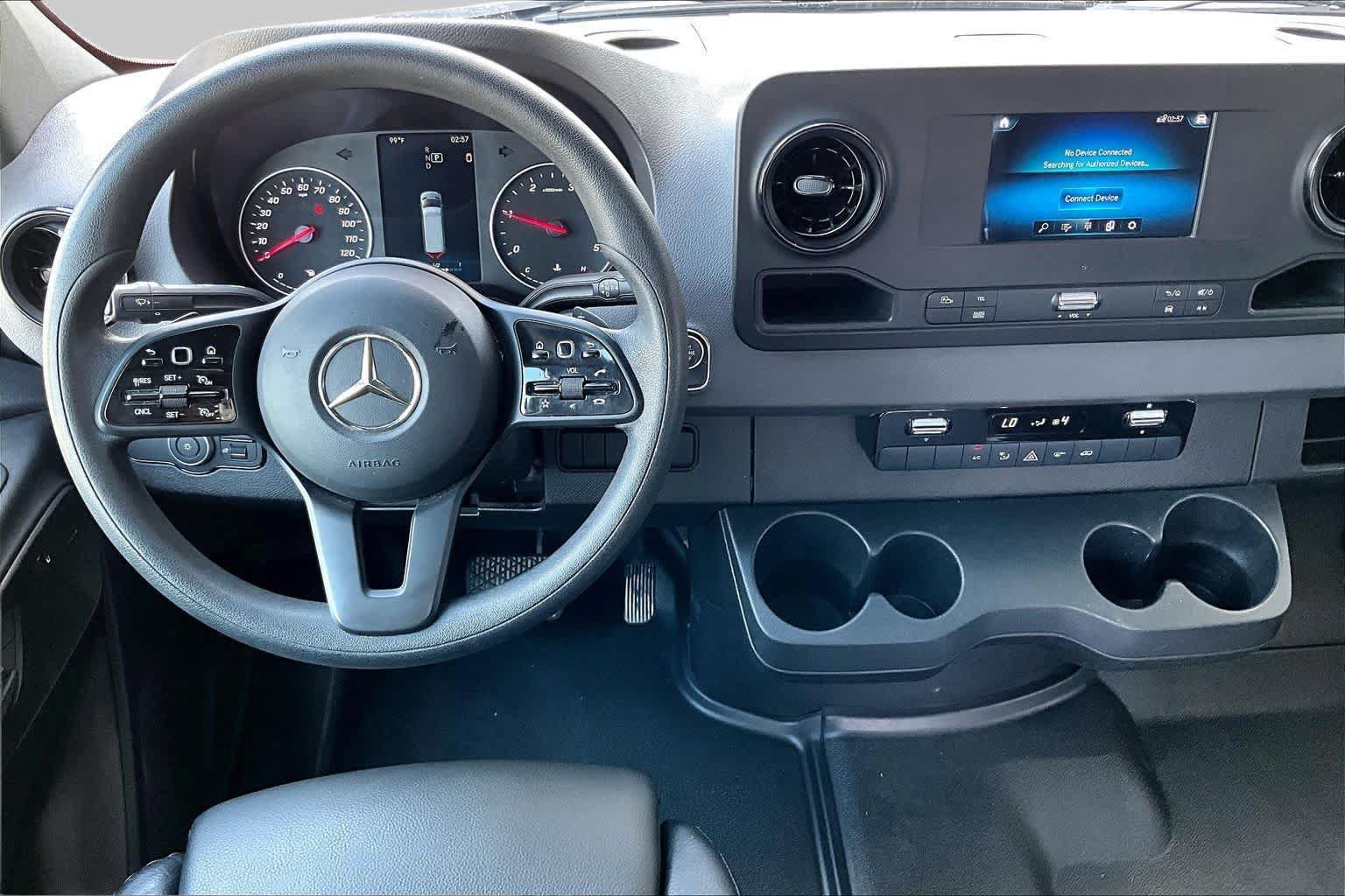 Used 2024 Mercedes-Benz Sprinter 3500 image 6