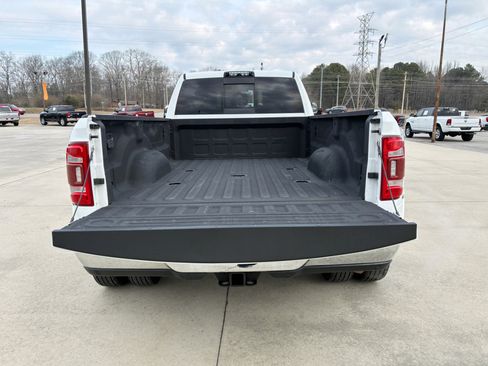 Used 2021 RAM 3500 Laramie image 33