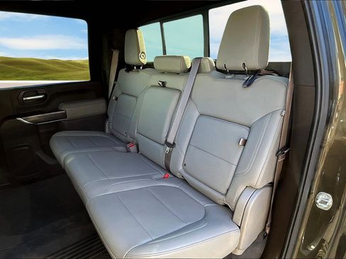 Used 2022 Chevrolet Silverado 3500 LTZ w/ LTZ Plus Package image 15