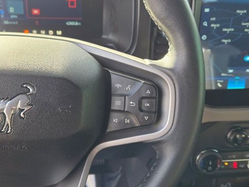 Used 2022 Ford Bronco Wildtrak image 34