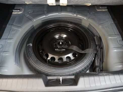 Used 2014 Chevrolet Cruze LT w/ All-Star Edition image 11