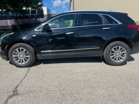 Used 2018 Cadillac XT5 Luxury w/ Driver Awareness Package FWD image 9