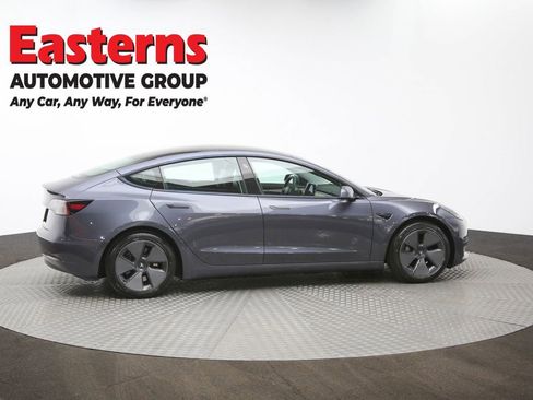 Used 2021 Tesla Model 3 Standard Range Plus image 43