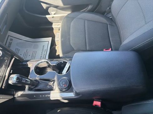Used 2017 Ford Explorer XLT AWD/4WD image 37