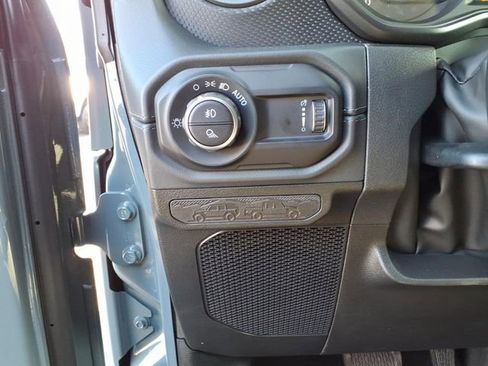 New 2026 Jeep Gladiator Mojave image 14