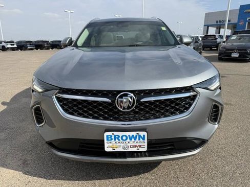 Used 2023 Buick Envision Avenir image 3