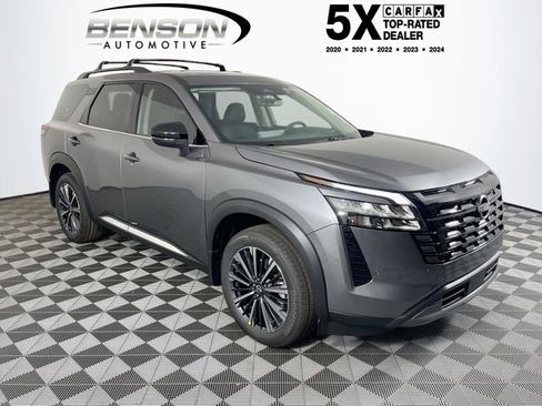 New 2026 Nissan Pathfinder Platinum FWD image 1
