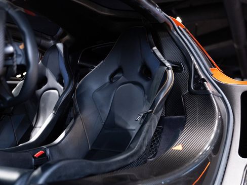 Used 2014 McLaren P1 RWD image 14