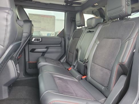 Used 2025 Ford Bronco Big Bend w/ Black Diamond Package AWD/4WD image 13