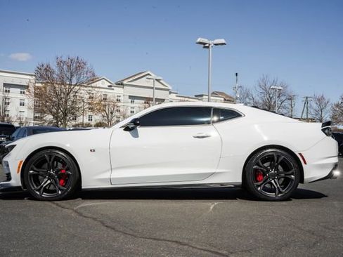 Used 2019 Chevrolet Camaro SS image 4