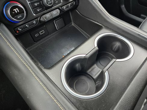 Used 2024 Chevrolet Tahoe Premier image 30