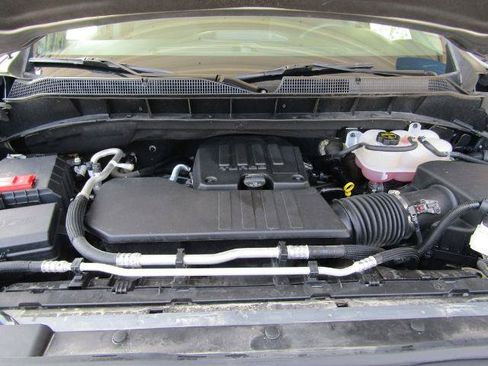 Used 2024 Chevrolet Silverado 1500 Custom AWD/4WD image 27