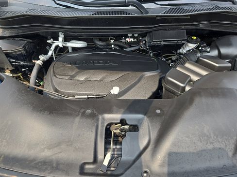 Certified 2022 Honda Pilot Sport image 27