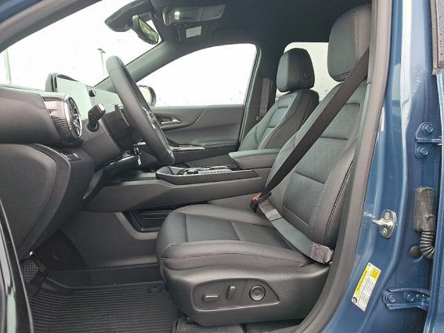 New 2026 Chevrolet Equinox LT AWD/4WD image 6