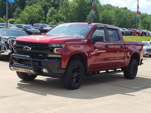 Used 2021 Chevrolet Silverado 1500 LT Trail Boss w/ Bed Protection Package AWD/4WD image 8