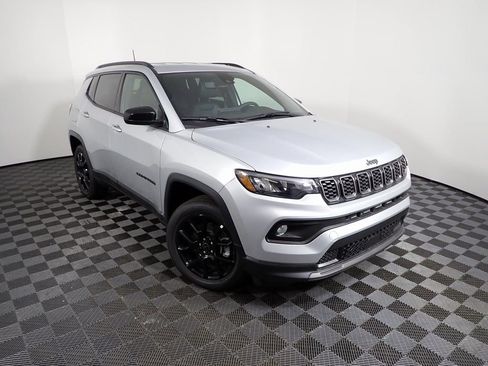 New 2026 Jeep Compass Latitude image 6