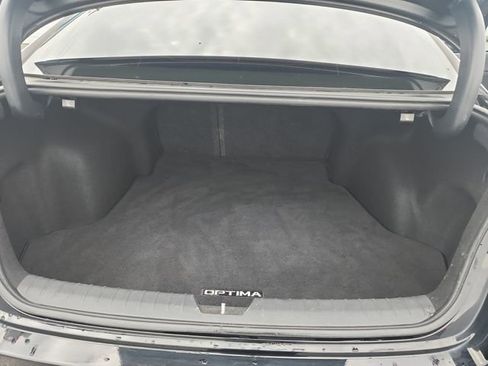 Used 2020 Kia Optima LX image 14