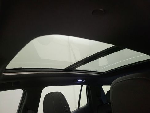 New 2026 Chevrolet Equinox LT w/ LPO, Floor Liner Package image 10