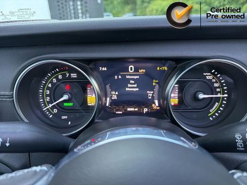 Certified 2022 Jeep Wrangler Unlimited Sahara w/ Cold Weather Group AWD/4WD image 64