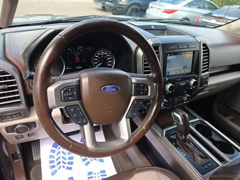 Used 2019 Ford F150 Limited AWD/4WD image 14