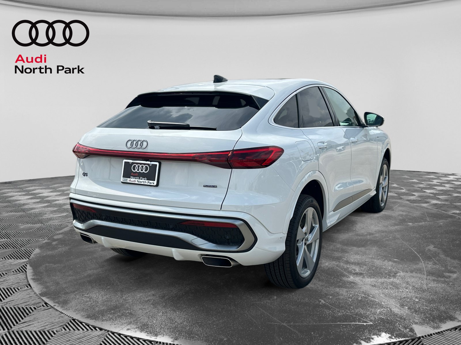 New 2026 Audi Q5 Premium Plus AWD/4WD image 5