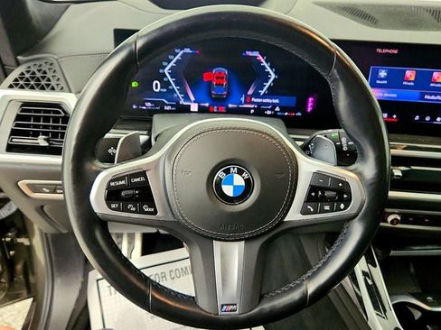 Used 2024 BMW X7 xDrive40i w/ M Sport Package AWD/4WD image 13